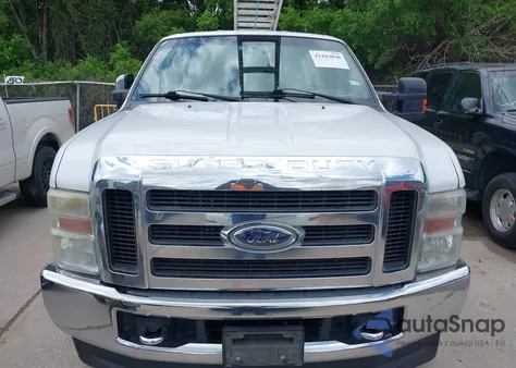 2008 Ford F-250 Fx4/Harley-Davidson/King Ranch/Lariat/Xl/Xlt z USA, uszkodzony, nr VIN 1FTSW21R88EB69374
